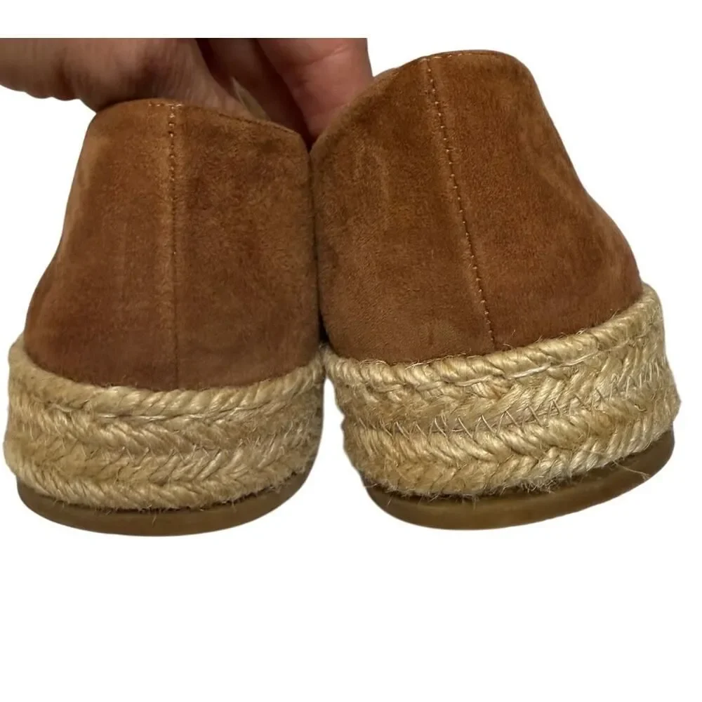 Stuart Weitzman Nugal Tan Suede Flats Women's Sz. 8